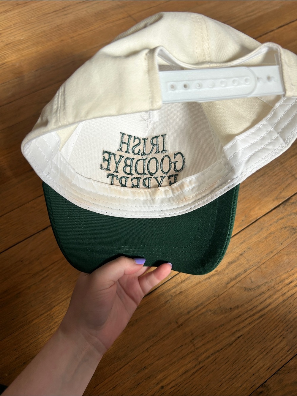 Irish Goodbye Expert Two-Tone Baseball Cap - White & Green - Picture 3 of 3